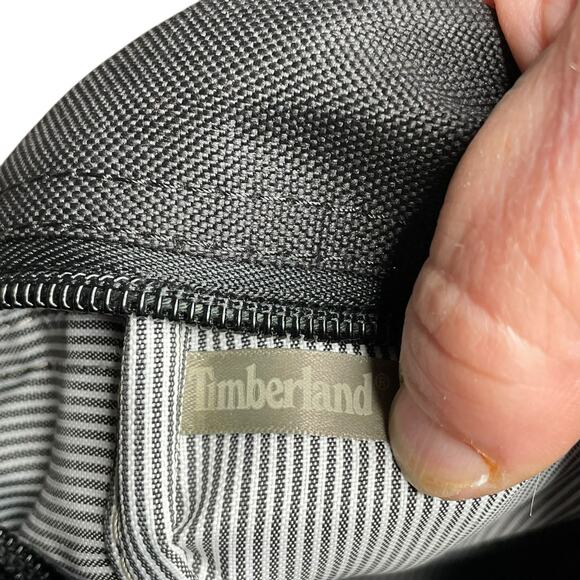 Timberland Core Canvas Travel Kit Toiletry Bag Groom Cosmetic Makeup Dopp Camo - Picture 7 of 12